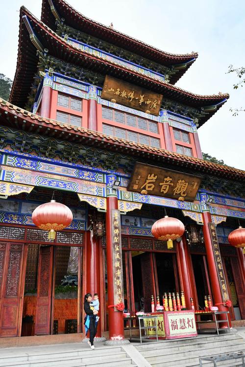 观音岩前观景台所拍摄到的桂平全貌.
