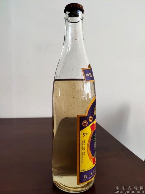 大众五粮液酒100瓶中国名牌1966年出品