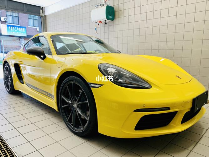 竞速黄保时捷 718 cayman t 交车现场来啦!
