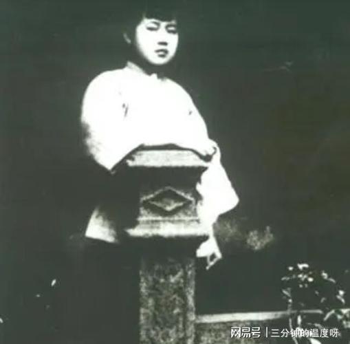 金维映邓小平第二任妻子李铁映的母亲在苏联养病时遇难