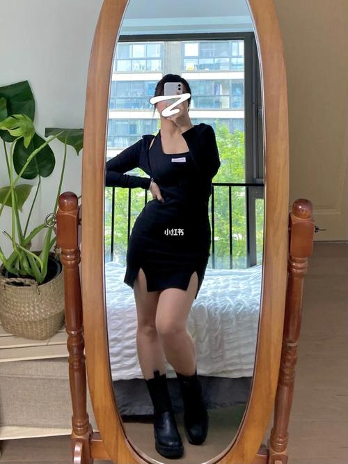 梨型女孩98 158cm 115斤 辣妹欲风套裙～_辣妹_穿搭