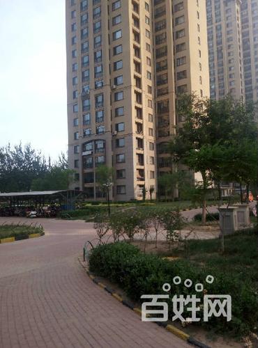 万泰丽景西区 普通住宅 中等装修拎包入住 有车位