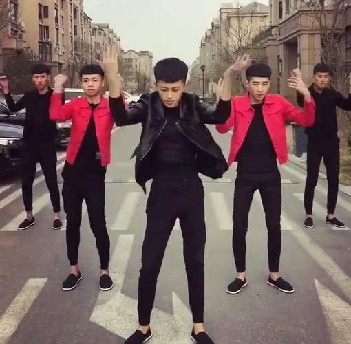 新华网点名"社会摇",牌牌琦被封,网友:皆大欢喜