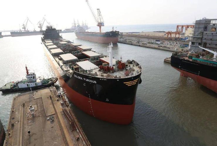 【献礼建党100周年】又一艘8.2万吨散货船交工!