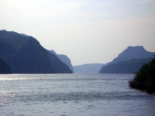 p>河南济源 a target="_blank" href="/item/黄河三峡景区/14304802"