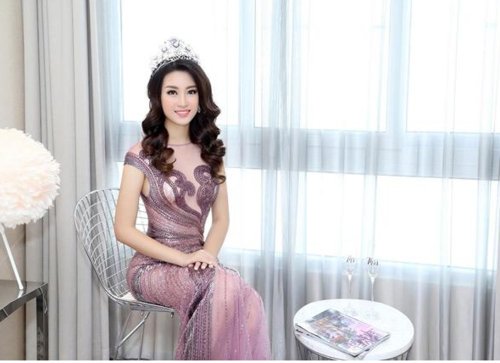 越南小姐冠军最美瞬间,越南哪些美丽的小姐?