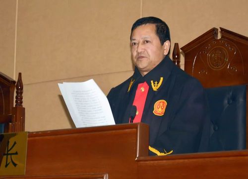 图 | 审判长宣读判决书