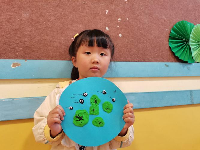 《小蝌蚪找妈妈》