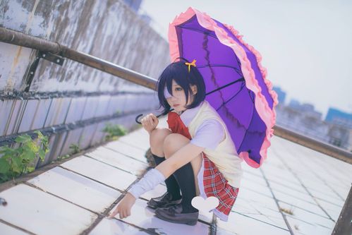 小鸟游六花cos,中二病随时"发作"哦
