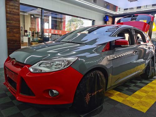 青岛改色贴膜福克斯全车改色水泥灰 所谓的高级灰 确实很赞