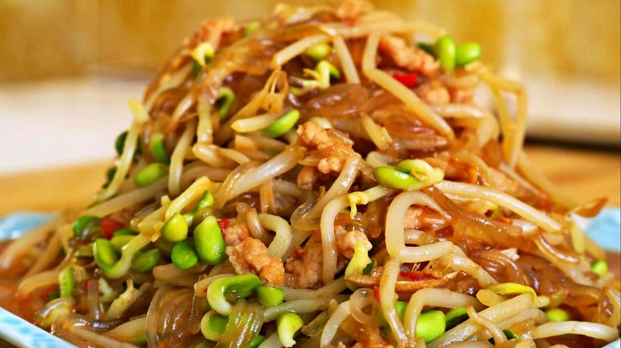 绿豆芽菜的好吃做法,香味十足,一次多吃两碗米饭