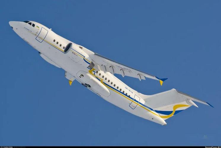 毛式支线客机就要搭配毛式单腿降落法Аh158支线客机图集欣赏