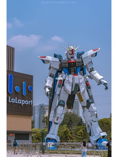 上海打卡|金桥lalaport自由高达高燃来袭97_高达_商场_金桥lalaport