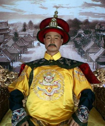 2,爱新觉罗·皇太极:清太宗皇太极是清朝历史上一个具有承前启后意义