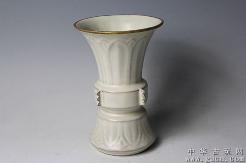 首页 在线竞买 陶器瓷器   藏品尺寸/规格:16.5x11厘米