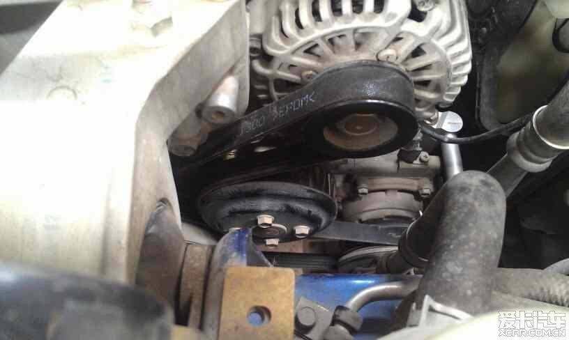 > 75000公里更换发电机皮带作业.