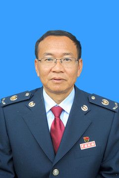 1965年5月出生,云南 a target="_blank" href="/item/云县/3598048"