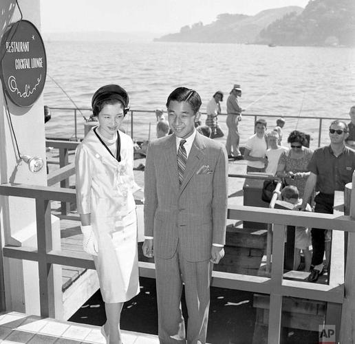 老照片 1960年日本天皇明仁访问美国 开启了日美关系的新篇章