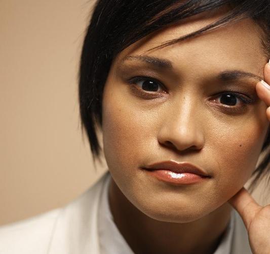 很多人会发现自己脸色不好看,皮肤发黄无光泽,整个人看起来很病态