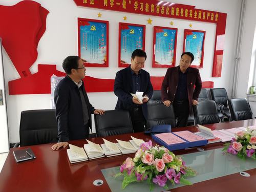 岳志军调研市青少年综合实践学校主题教育活动