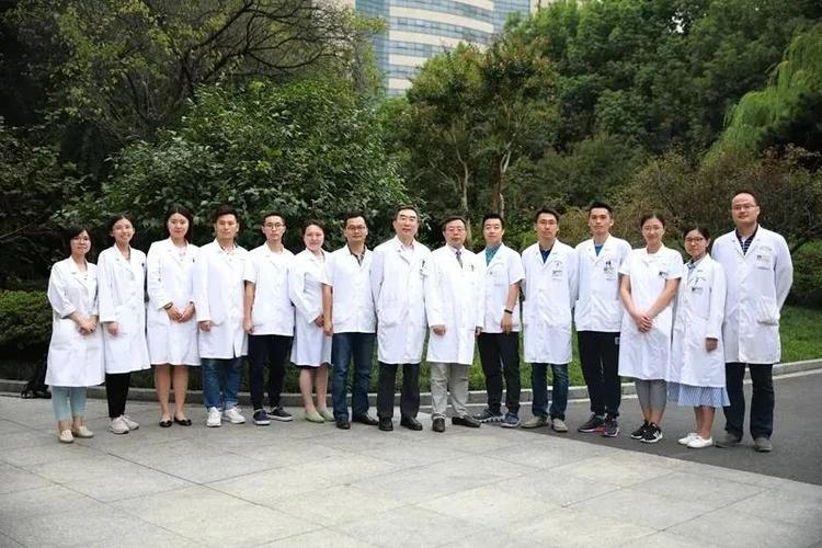 国家岐黄学者,省名中医,江苏省中医院沈洪:37载昼夜不息的伏案耕耘