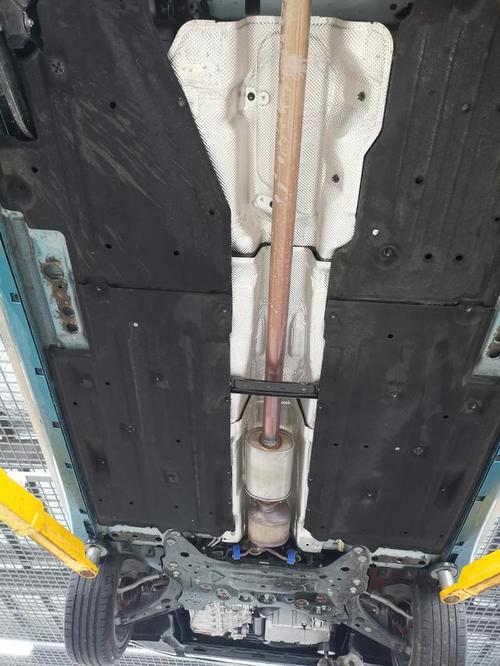 星瑞提车作业买车时最容易忽视的地方底盘部分吉利星瑞底盘分析