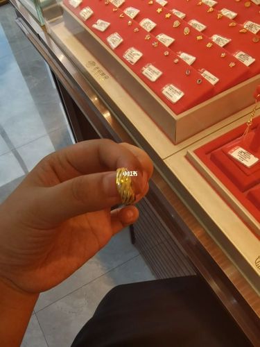 老庙黄金耳环_耳环_黄金_时尚_配饰_首饰