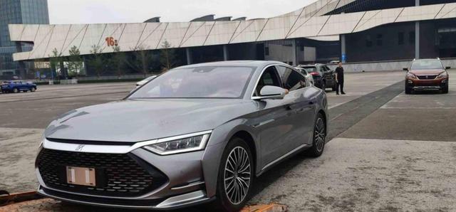 比亚迪汉dm亏电时油耗有多高?车主晒出油耗,买混动要谨慎