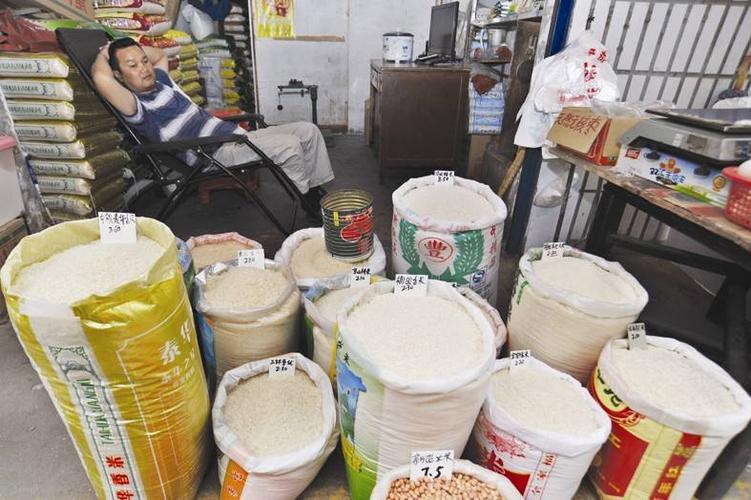 一个卖米10年的东北老农心声年轻人回来种大米不比外面打工差