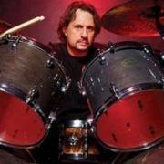 戴夫伦巴多(dave lombardo)——最佳摇滚鼓手