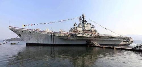 明斯克号航母在江苏停放多年,一直却没有动静,究竟是什么情况?