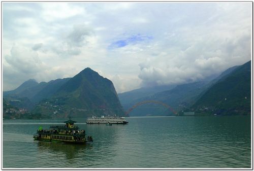 峡江风光