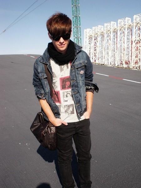 怎么和发型师说? 偏黑黄皮肤的男士适合这个颜色吗?