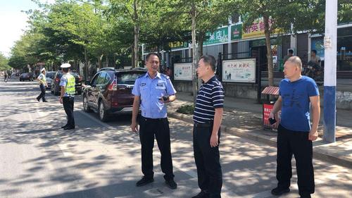 三亚市公安局副局长黎杰,天涯大队大队长陈才周莅临育才生态区调研