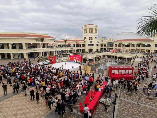 集美尚柏奥特莱斯商场!上千人聚集!真相令人尖叫!_手机搜狐网