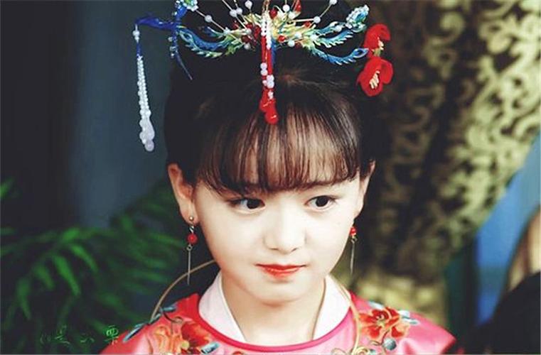 而对于演员这个职业,年纪小小的钟宝儿也有着她自己的 独特理解,要