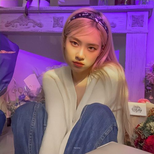 rose//朴彩英科切拉的风格外迷人!