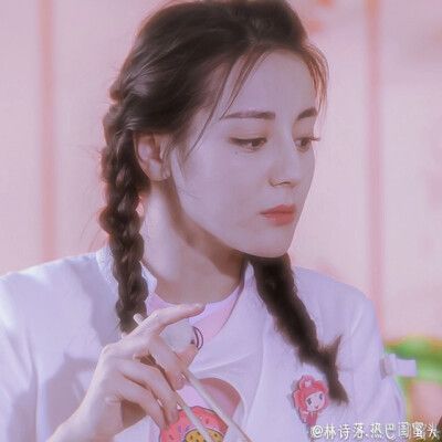 angelababy迪丽热巴闺蜜图