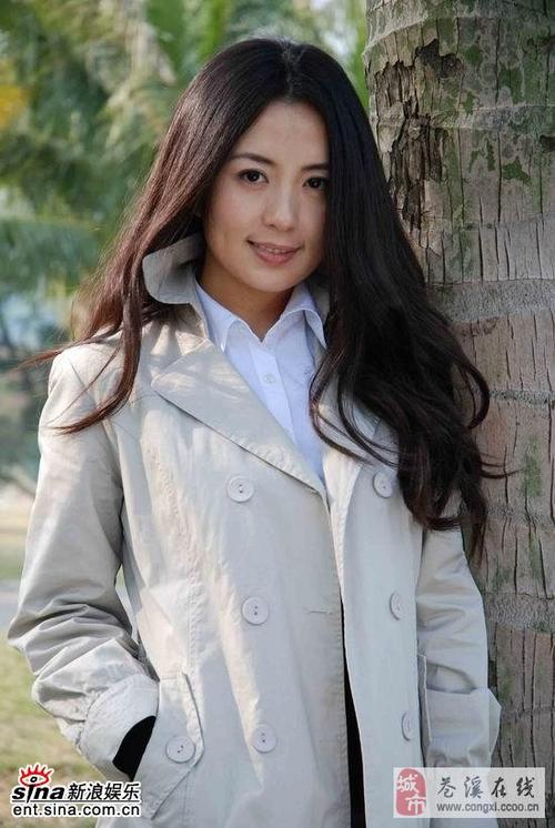 杨童舒个人资料 杨童舒私房照图片 演员杨童舒