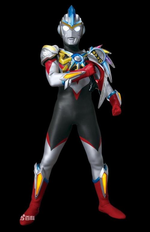 欧布奥特曼三重形态