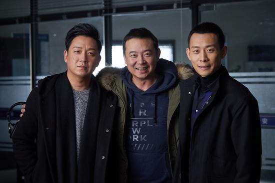 网剧《重生》热播 导演杨冬用镜头记录"硬汉追凶"