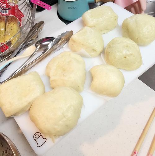 乖乖星球的小乖猫做的红薯馒头