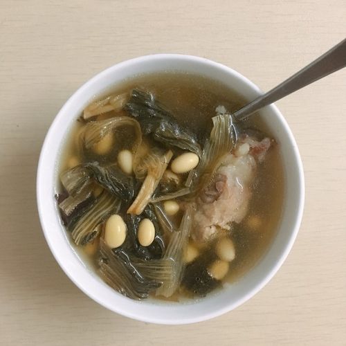 yi_vinie做的白菜干猪骨汤