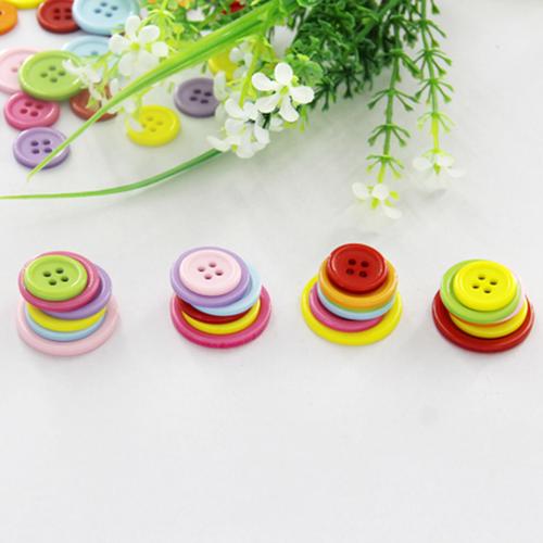 糖果色纽扣幼儿园儿童diy手工扣子彩色树脂四眼彩色钮扣
