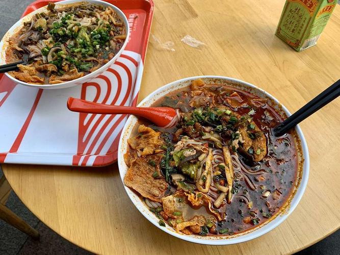 想出去吃碗螺蛳粉