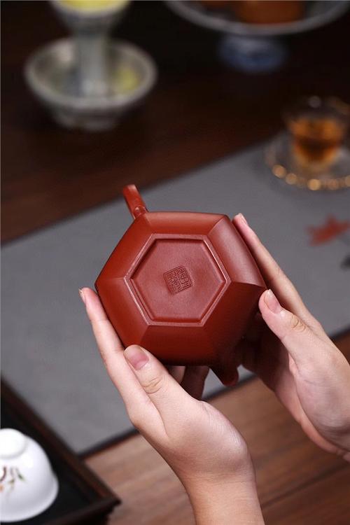 张建生作品六方容天