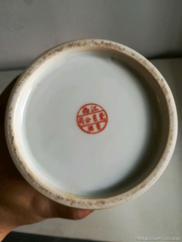 民国名家汪永兴胭脂红山水帽桶一个,底款,江西瓷业公司景号,12*12*27