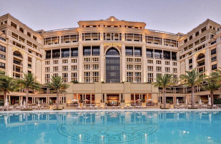 16世纪的意大利皇宫迪拜范思哲宫殿酒店