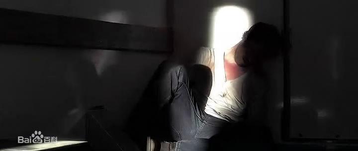 改编自恐怖小说之王史蒂芬金的小说《玉米田的孩子》.原著小说最早