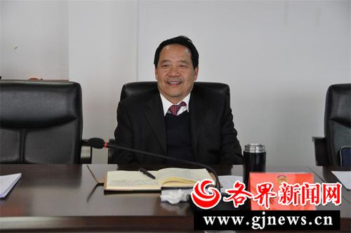 陈正斌委员:建议加大对镇安县少数民族地区政策扶持力度